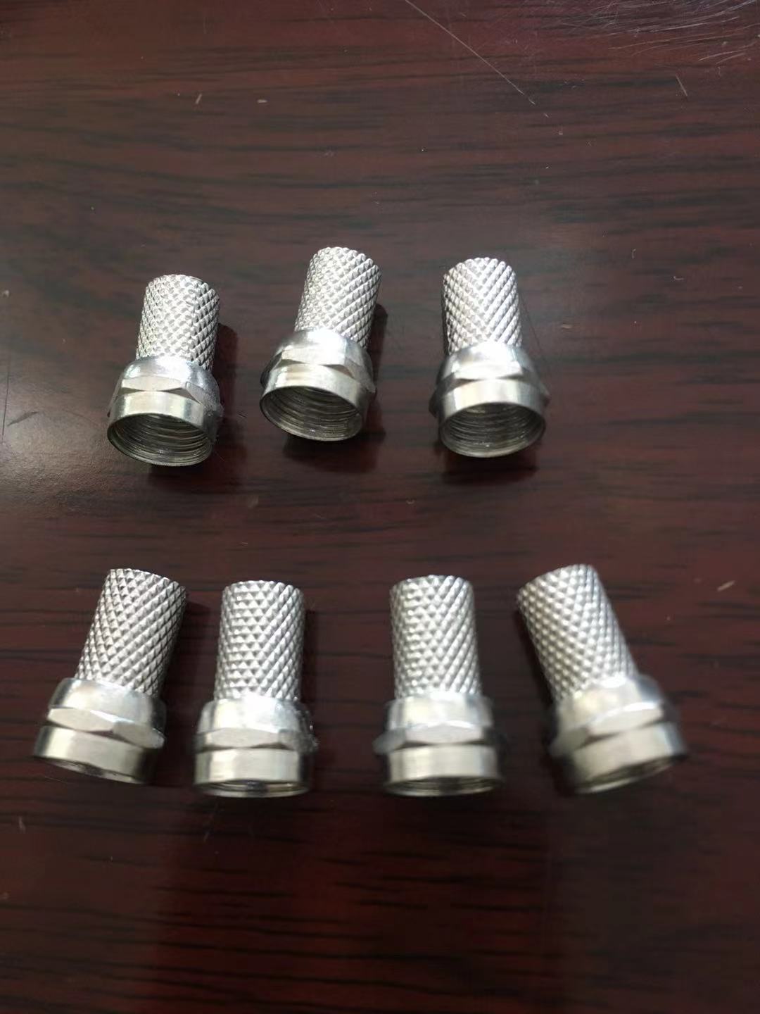 锌合金 75-5英制  螺纹自紧F头 电视接头