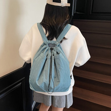 韩版休闲简约纯色大容量水桶双肩包女2025新款轻便洋气手提托特包