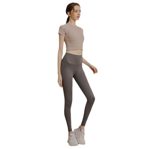 2024 Women's Yoga Top, High-End Yoga Shorts, Exercise T-Shirt, Fitness and Pilates Training Top, Running Summer Clothing