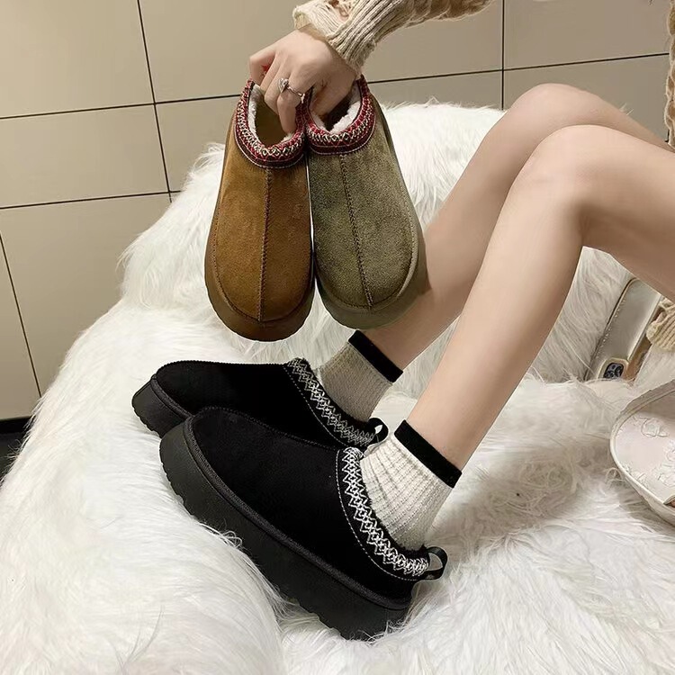 Factory supply 2023 spring new women's platform slippers furry slippers snow warm women's shoes