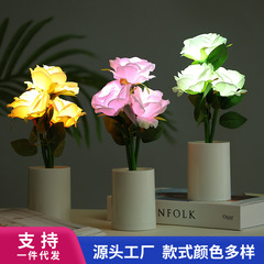 月季の花の小さい夜の明かりのアイデアは花束の夜の明かりの寝室のベッドのヘッドライトの雰囲気の明かりの家庭の装飾のデスクトップの置物をシミュレーションします。