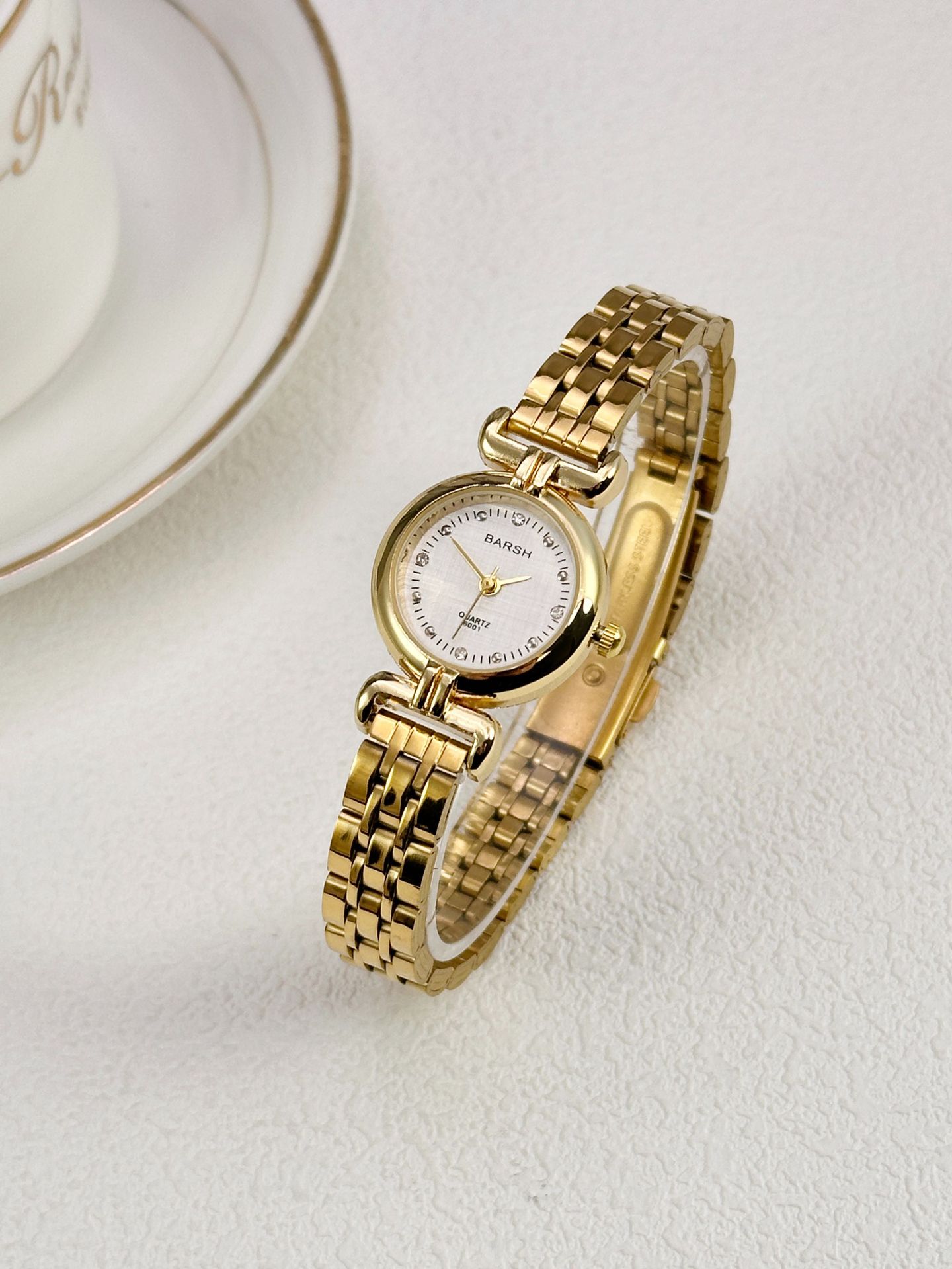 50g Weight Ordinary Glass Mirror Material Stainless Steel Strap Material Watch Classification Pointer Display Type Folding Buckle Buckle Style Round Dial Shape Holiday, Daily Occasion Quartz Movement Solid Color Pattern All Seasons Season Women's Gender Vintage Style, Classic Style Style Vintage Style Classic Style Solid Color Other Printing (Printing) Quartz Watch 2