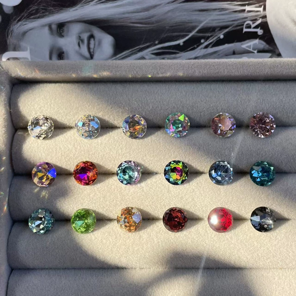 Супер Флеш Флеш Diamond Cocholes ногти ногти титановая сталь винт Tort серьги женские сладкие крутые в тренде серьги новые