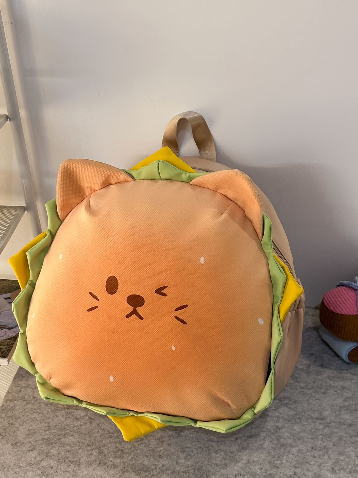Mochila de estilo de hamburguesa encantadora de dibujos animados, mochila de escuela secundaria de gran capacidad, 2026 nueva moda de mochila de viaje de mujer