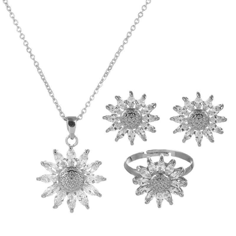Copper accessory with zircon