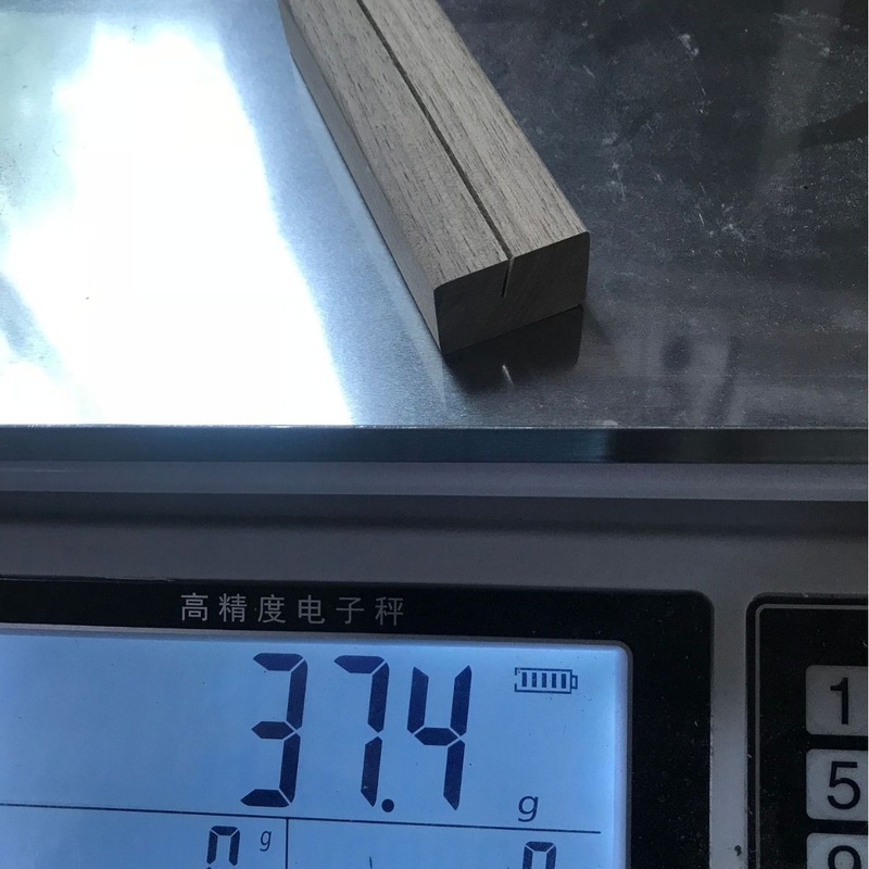 無垢材ベース ウォールナット卓上カレンダーベース ポストカード名刺 木製ベース メニュー付箋カードホルダー 木製ベース|undefined