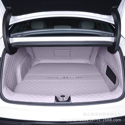 Trunk Mat: Enclosed Galaxy Starlight 8 Modified