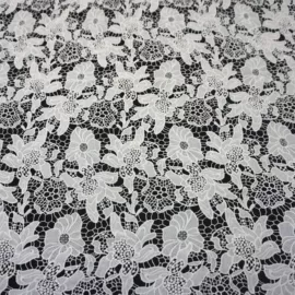 花边;绣花布;人造革