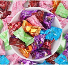 Meiji明治雪吻巧克力草莓味500g新年货糖果散装婚庆喜糖零食批发