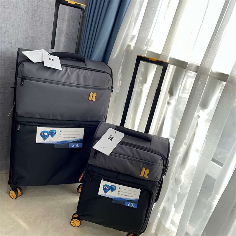 Super Lightweight! British Luggage It Color-Blocked Suitcase 20inch Carry-On Suitcase with 24-Inch Universal Wheels and Combination Lock 28inch Checked Luggage