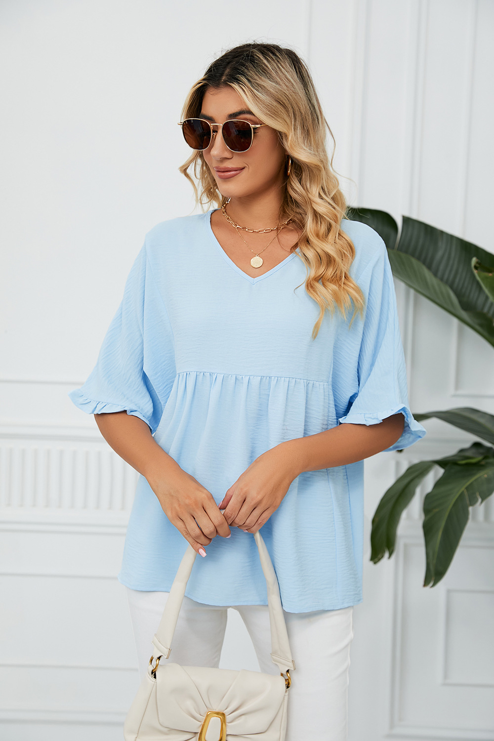 Γυναικεία ρούχα με μασίφ λαιμόκοψη σε φαρδιά πλισέ πάνελ με μεσαίο μανίκι μπλούζες σιφόν_voghion.com