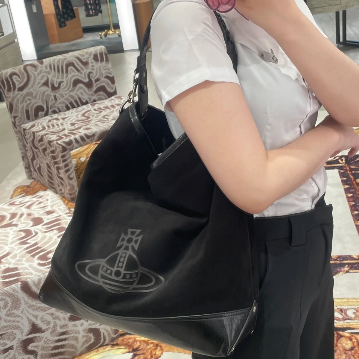 Vivienne Westwood Saturn Vintage Hobo Bag Retro Suede Tote Bag For Women Large Capacity Shoulder Underarm Bag - Thumbnail 3