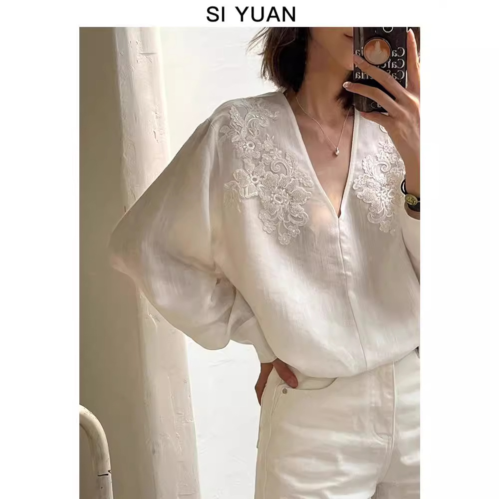 V-Neck Embroidered Shirt, High-End Loose-Fitting Beaded Crochet New Chinese Style White Women's Long-Sleeved Top, 26 Spring and Summer New Style