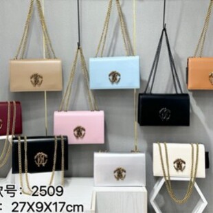 �羳�������Ů�¿��朗l�ſ۷����r�аٴ�μ�б���Ҹ��Ů��