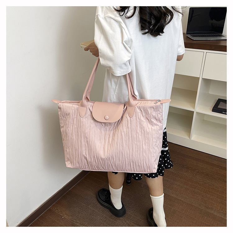 Wrinkled Nylon Handheld Travel Bag Women Large Capacity Single Shoulder Luggage Tote Lightweight Short Trip Business Trip Fitness Storage Bag