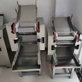 商用小型鲜湿面条机 单组爬杆面条机 全自动挂面机压面面条机图片