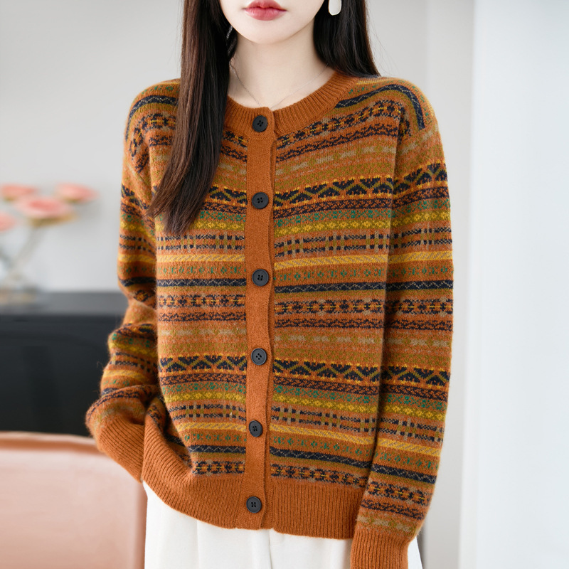 跨境韩版费尔岛提花针织开衫女彩色条纹百搭显瘦新款加厚毛衣女装