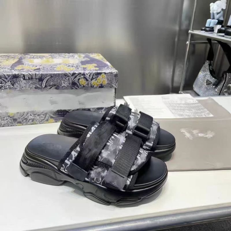 2025新款D家 拖鞋女外穿沙滩运动老爹增高厚底松糕底魔术贴休闲拖|undefined