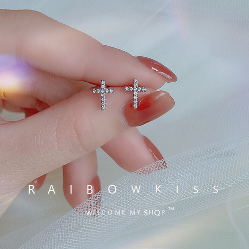 Cross earrings for women, simple student earrings, ins cool style earrings, no need to take them off when sleeping,  new trend