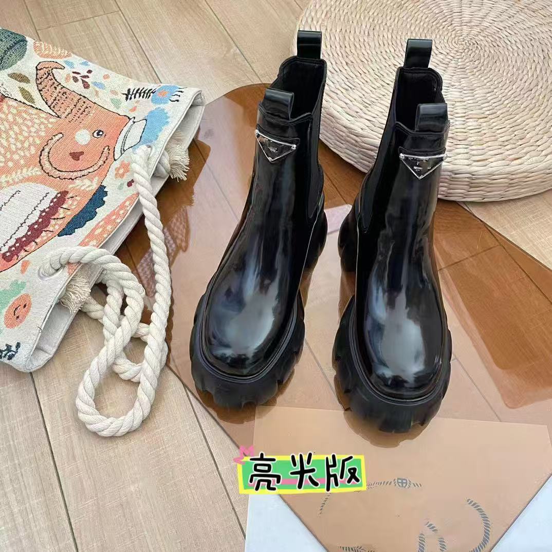 블랙 글로스
