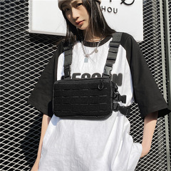 メンズトレンディなブランドショルダーバッグベストバッグ機能的なスタイルの作業服バッグイントレンディなストリート多機能タクティカルベストバッグ