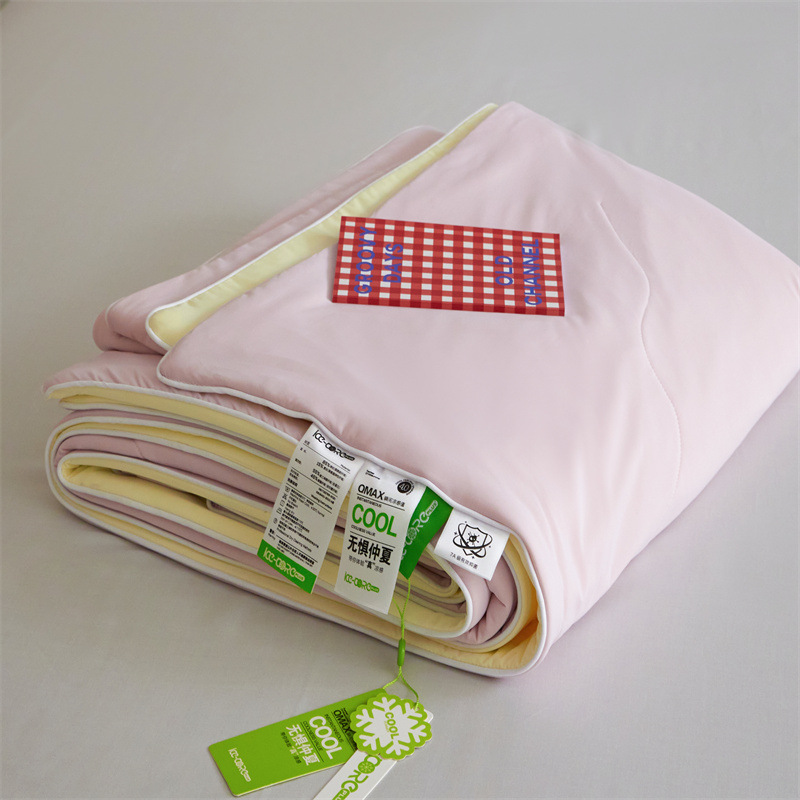 55% Soybean Fiber Filled Double-sided Brocade Ammonia Cool Summer quilted Class A Washable Air Conditioning Cool quilted Wholesale Gift Box Packaging