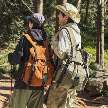 大容量运动旅行双肩包女防泼水尼龙徒步背包轻便多功能户外登山包