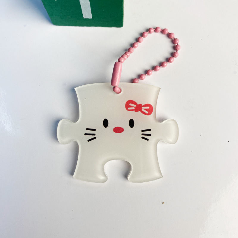 Yugui perro pareja novias mochila cadena Sanrio rompecabezas llavero INS de dibujos animados colgante chica corazón lindo