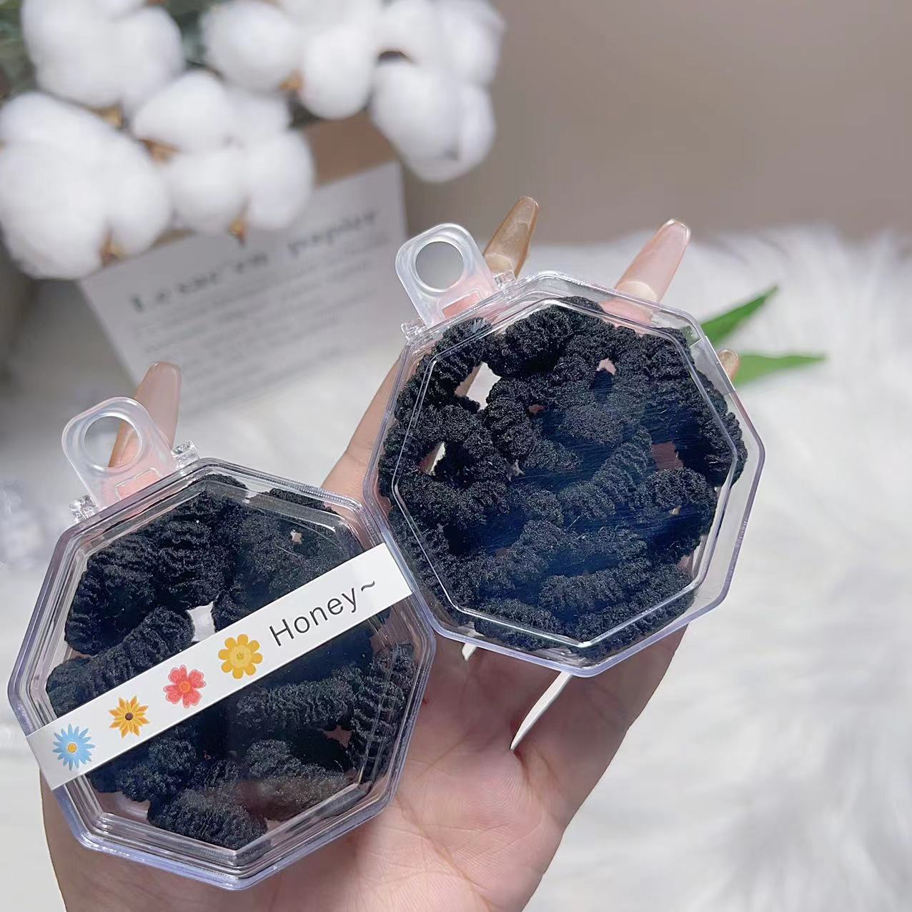 Anillo de pelo de diente de flor octogonal pequeño al por mayor para niños engrosado sin dañar el cabello, elástico, duradero, estilo princesa, anillo de toalla de color caramelo