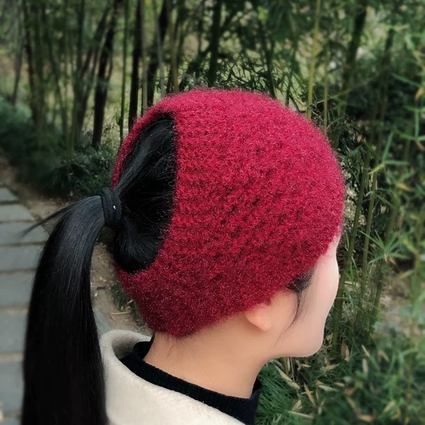 New Women's Autumn and Winter Warm Knitted Headband Squirrel Velvet Hair Accessories Velvet Ear Protection Soft White Hair Hat Woolen Hat
