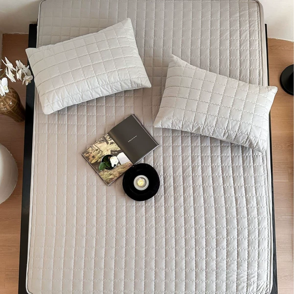 Cotton quilted waterproof bed, sheet
