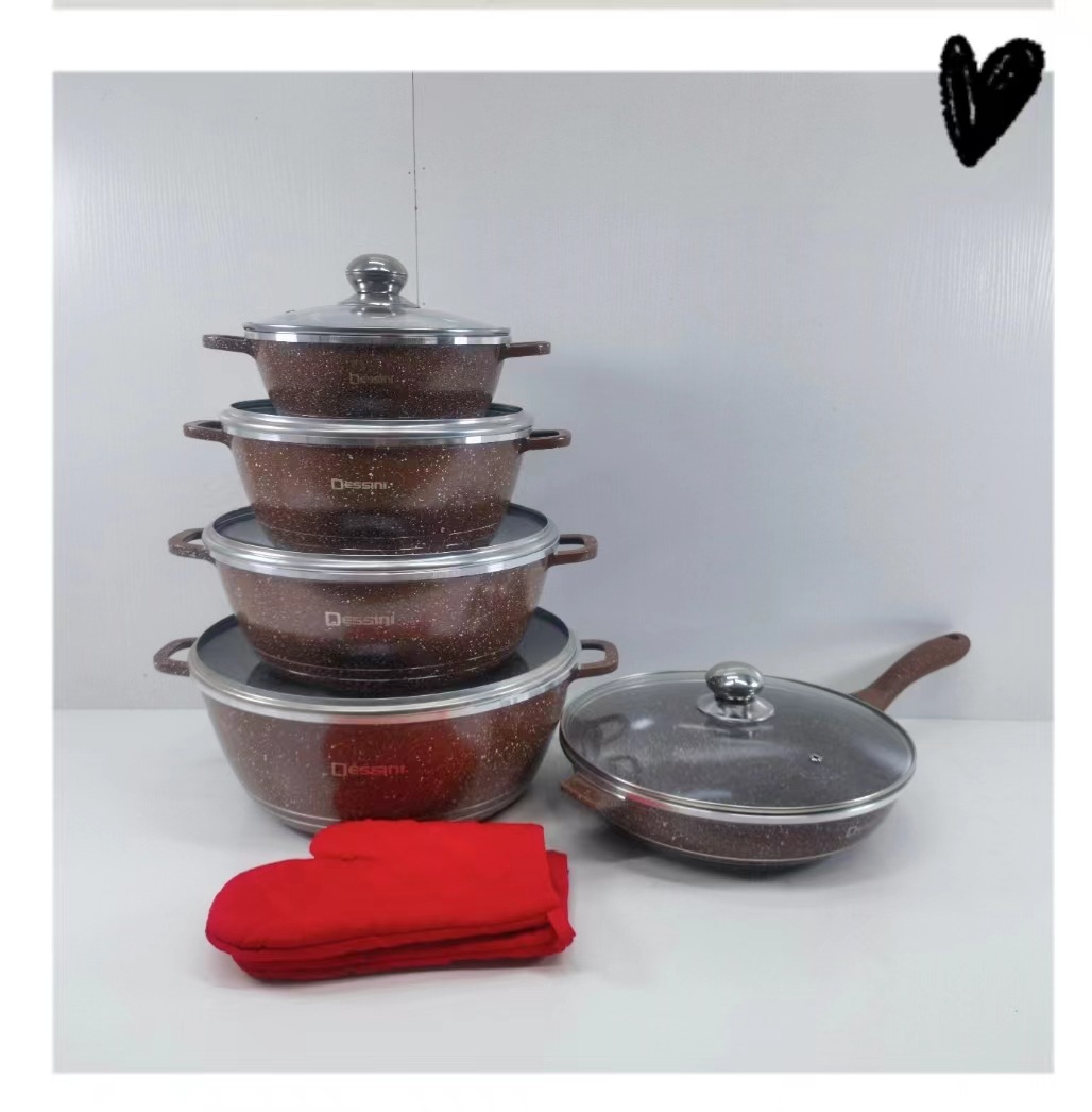 Olla antiadherente de aluminio Olla de sopa de arroz de trigo Olla de fundición a presión con tapa de vidrio coreana multifuncional Juego de ollas de cocina de 12 piezas