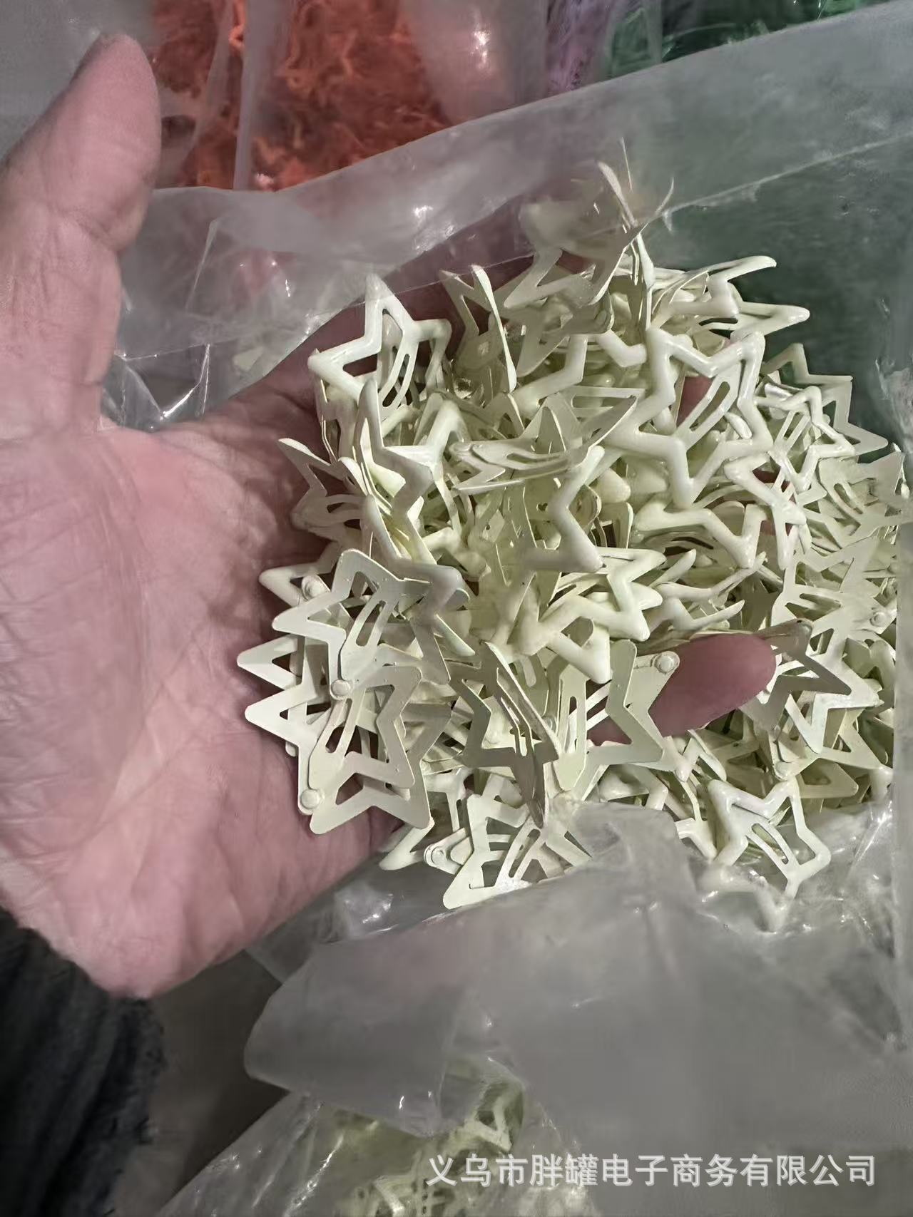 奶白色.jpg