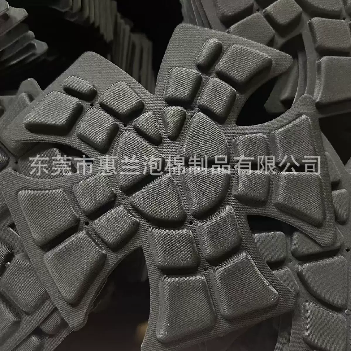 滑雪护具 EVA 热压防摔片