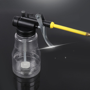 Wholesale high pressure transparent machine oil gun 250ml plastic hose drop-resistant copper pointed nozzle oiler oiler oiler oiler