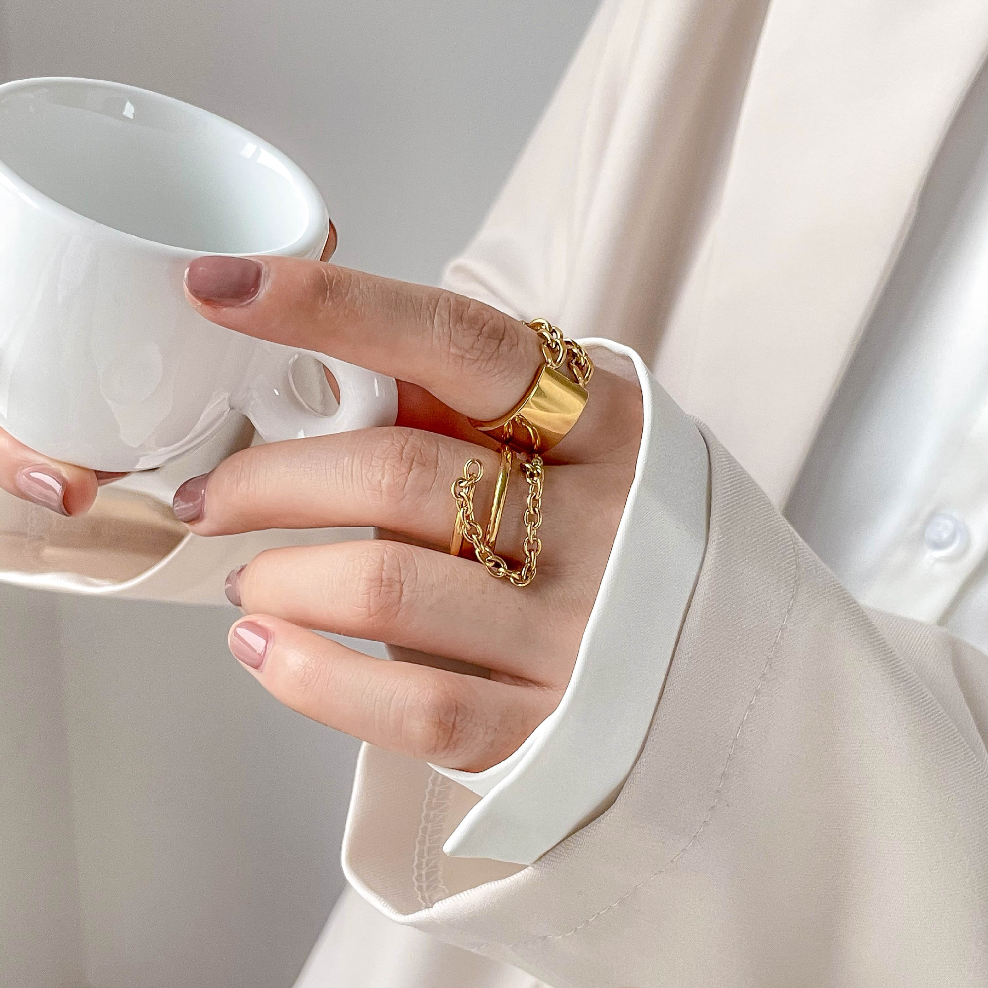 9g Weight Rings Classification 6, 7, 8 Ring Size 1 Piece Quantity Daily Occasion Titanium Steel Material Solid Color Pattern All Seasons Season Women's Gender Tassel Design Simple Style Style Wholesale Jewelry Simple Style Solid Color Titanium Steel Tassel Rings 8