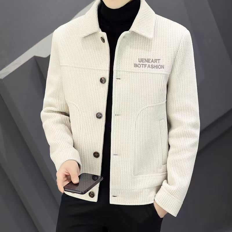 슬림 핏 모직 재킷 남자의 가을과 겨울 새로운 잘 생긴 옷깃 모직 자수 남자의 짧은 재킷 트렌디 탑