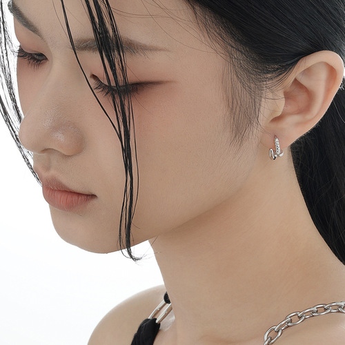 E6017 Korean version S925 sterling silver nail earrings for women ins personality versatile fashion earrings silver ear jewelry