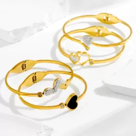 首饰套装;手镯;项链