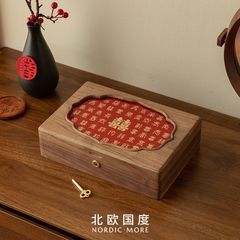 北欧の新婚夫婦へのウェディングギフト、花嫁や親友の婚約用の高級で実用的なジュエリーボックス、スリーゴールドハードウェアギフトボックス