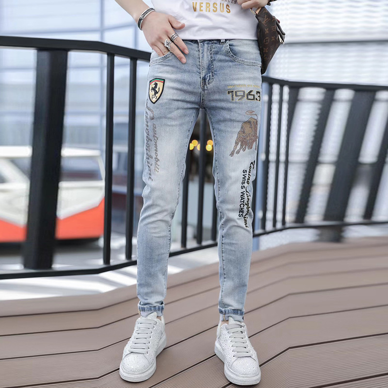 European station 2023 autumn and winter fashion brand Golden Cow rhinestone embroidered jeans men's slim-fit light-colored skinny pants