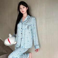 【刺繍愛】春と秋の新型女性可愛い氷の薄いパジャマ長袖シルクの家庭服セット