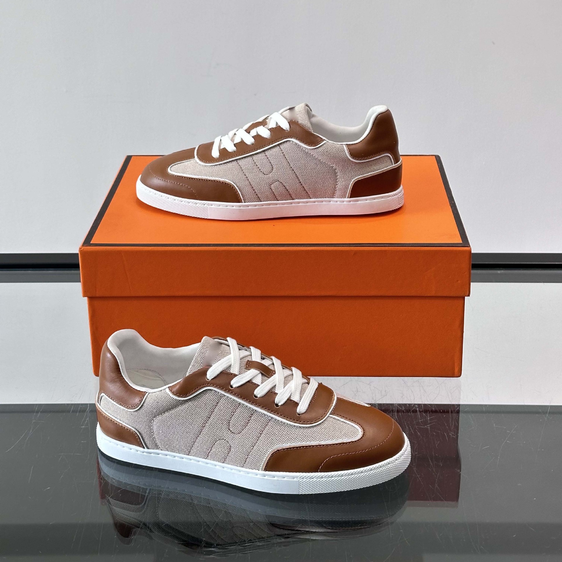 Kişi və qadın üçün ağ idman ayaqqabısı, bağlı casual sneaker