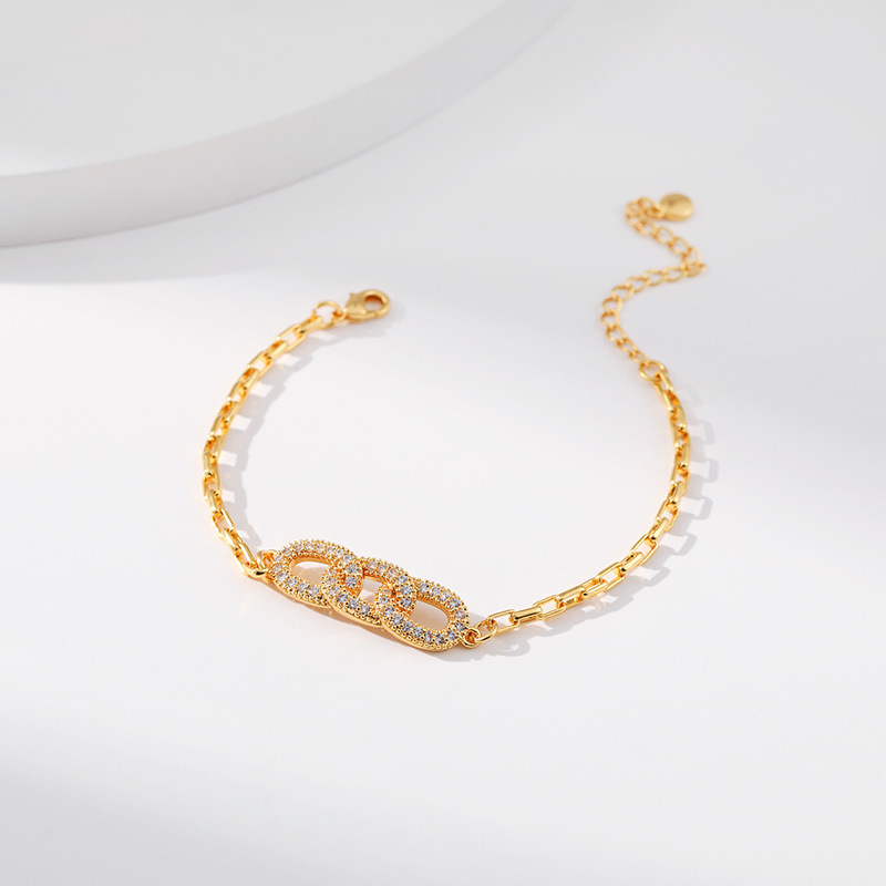 Retro Oval Copper Inlay Rhinestones Bracelets 1 Piece