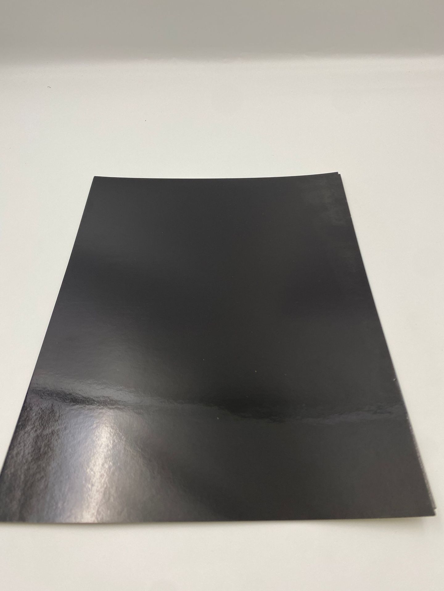 250gA4 Monocromático 10 hojas Negro