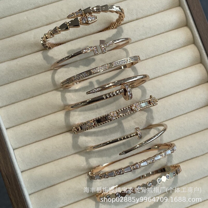 Fanjia Kaleidoscope Coco Bracelet High-end 18k Rose Gold Plated Luxury Light Luxury Starry Stud Bracelet Fanjia Kaleidoscope Coco Bracelet High-end 18k Rose Gold Plated Luxury Light Luxury Starry Stud Bracelet