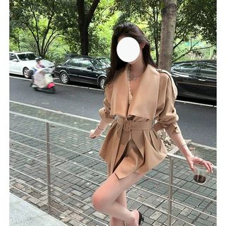 秋季新款大翻领卡其色风衣外套女收腰短款英伦风大衣小众百搭短裤