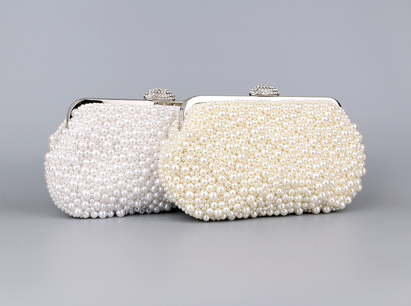 423g Weight Polyester Lining Material Flip Cover Closure Type White Pu Leather Polyester Solid Color Pearls Shell Clutch Evening Bag