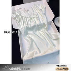 法式小清新甜美碎花V领冰丝睡裙女款夏天缎面高级感家居服连衣裙