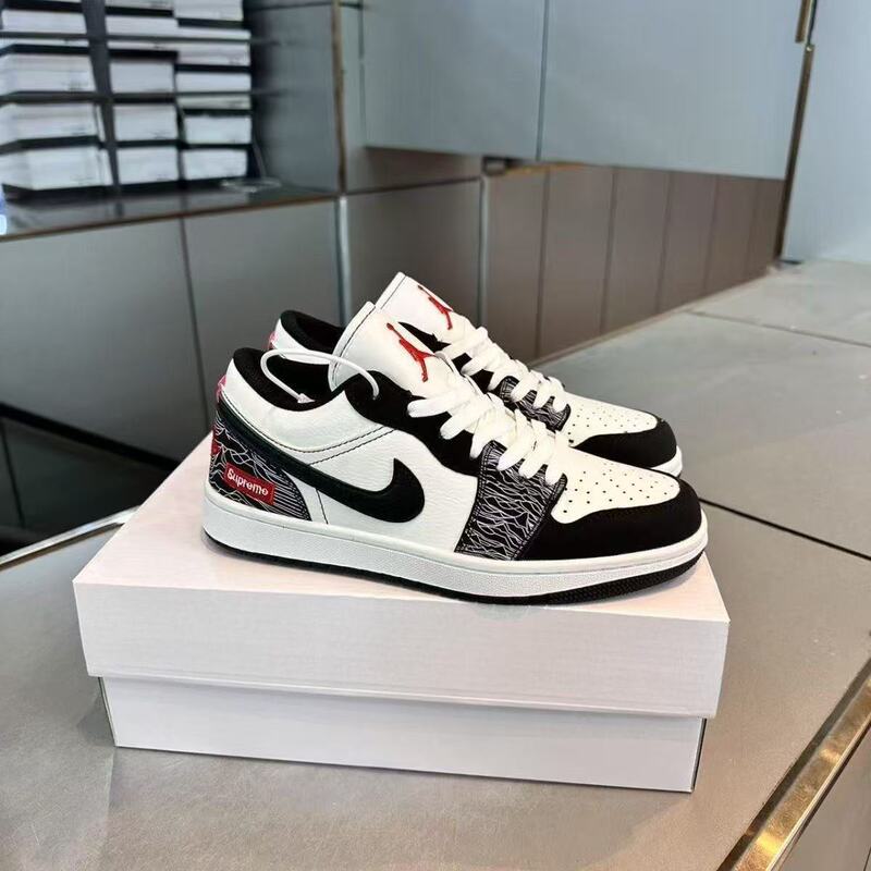 [Factory Direct Sales] Popular Qiao Yi Black and White Embossed Campus Trendy Shoes Aj1 Student Sneakers Sneakers